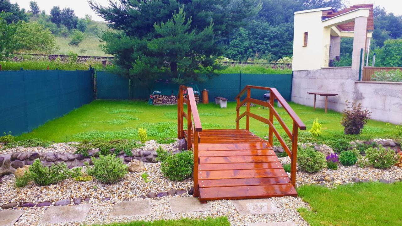 Privat Velvet Pensionat Turčianske Teplice Exteriör bild