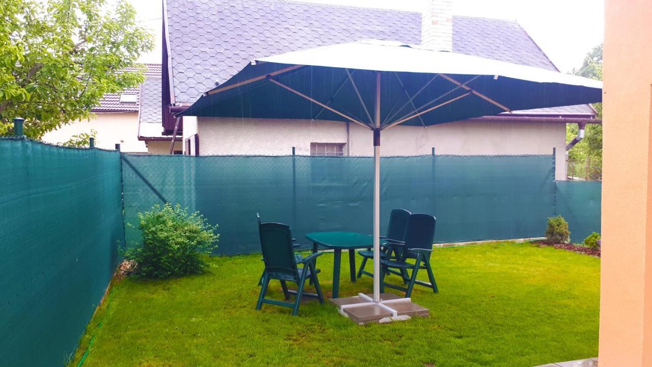 Privat Velvet Pensionat Turčianske Teplice Exteriör bild